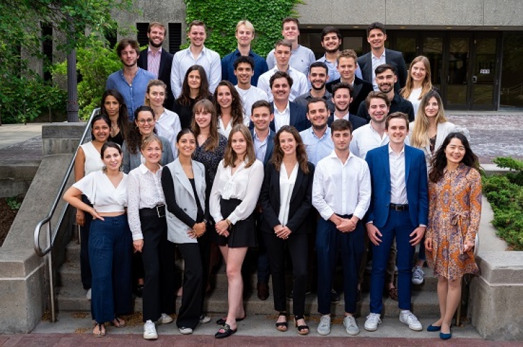 Étudiants en Master Tourisme en visite professionnelle à Paris